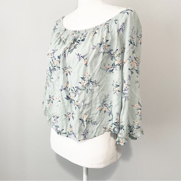 American Eagle blue floral poet top bell sleeves size medium coquette boho chic - Picture 10 of 10